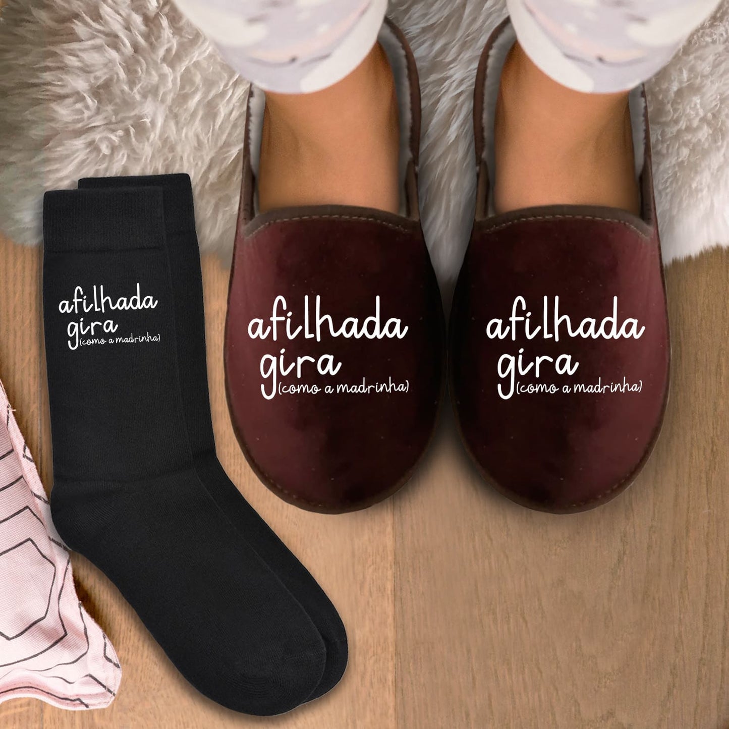 Chinelos e/ou Meias "Giro(a)"