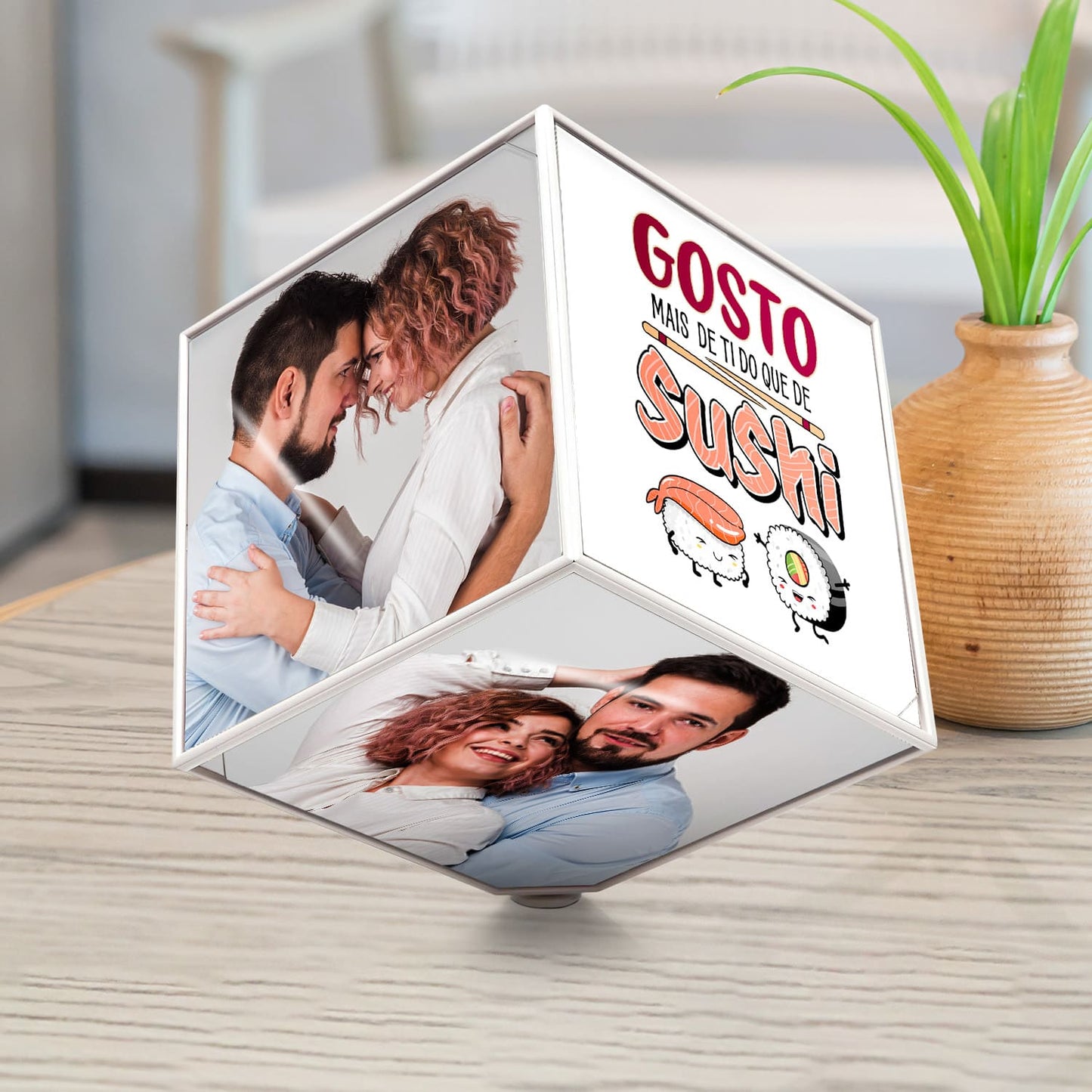 Cubo giratório "Gosto mais de ti do que de sushi"