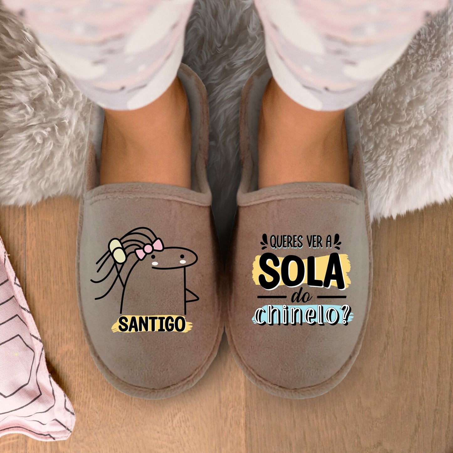 Chinelos "Queres ver a sola do chinelo?"