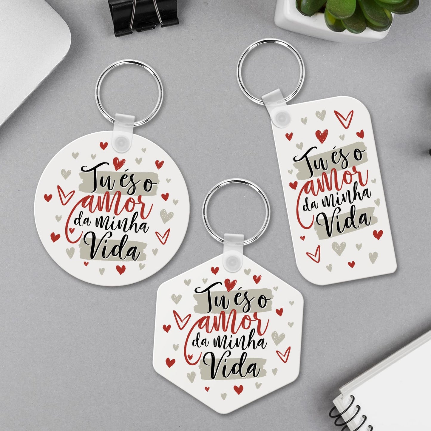 Porta-chaves MDF "Tu és o amor da minha vida"