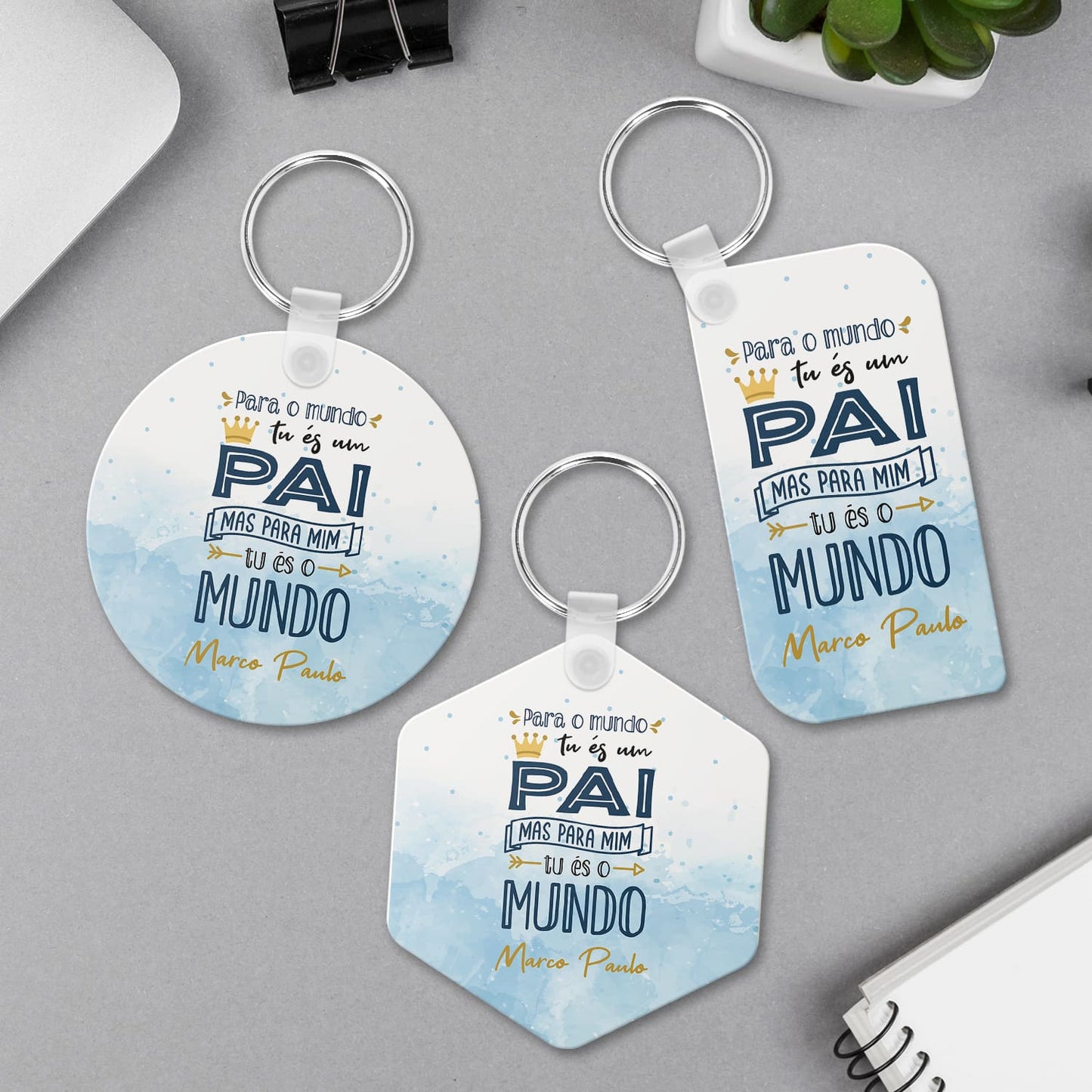 Porta-chaves MDF "Tu és o mundo"