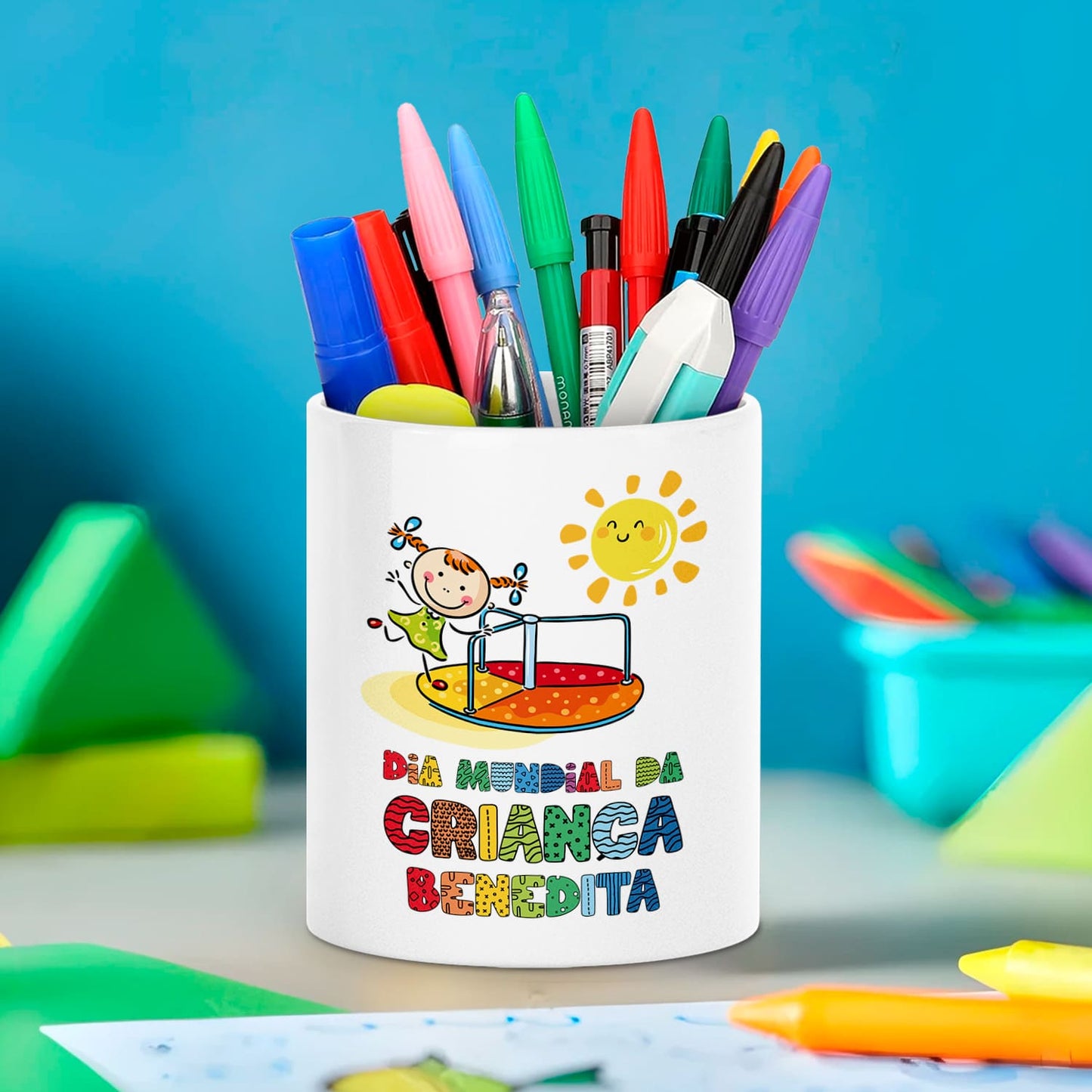 Porta-lápis "Dia Mundial da Criança"