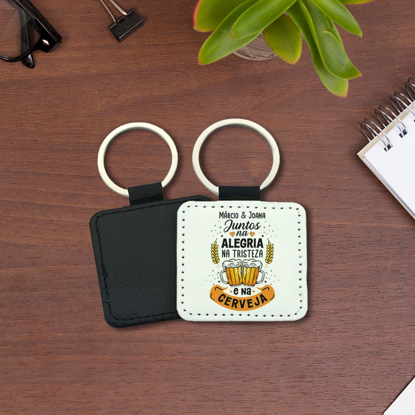 Porta-chaves quadrado "Juntos na Cerveja"