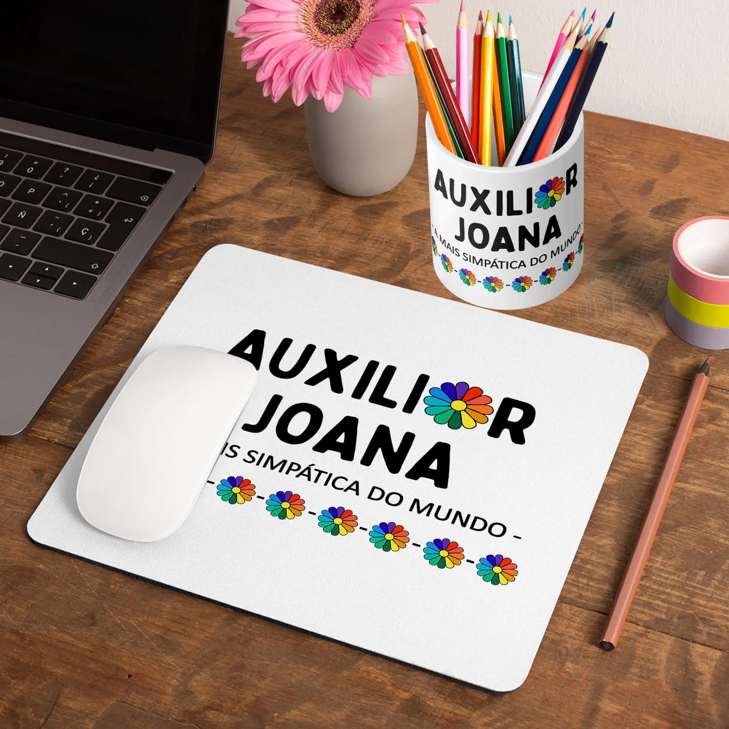 conjunto tapete de rato e porta lápis auxiliar personalizado com nome e frase