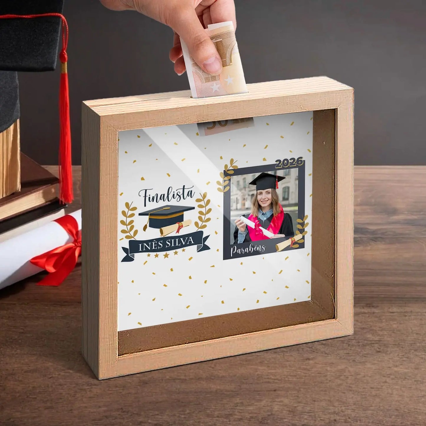 mealheiro personalizado para finalista com nome, ano e fotografia