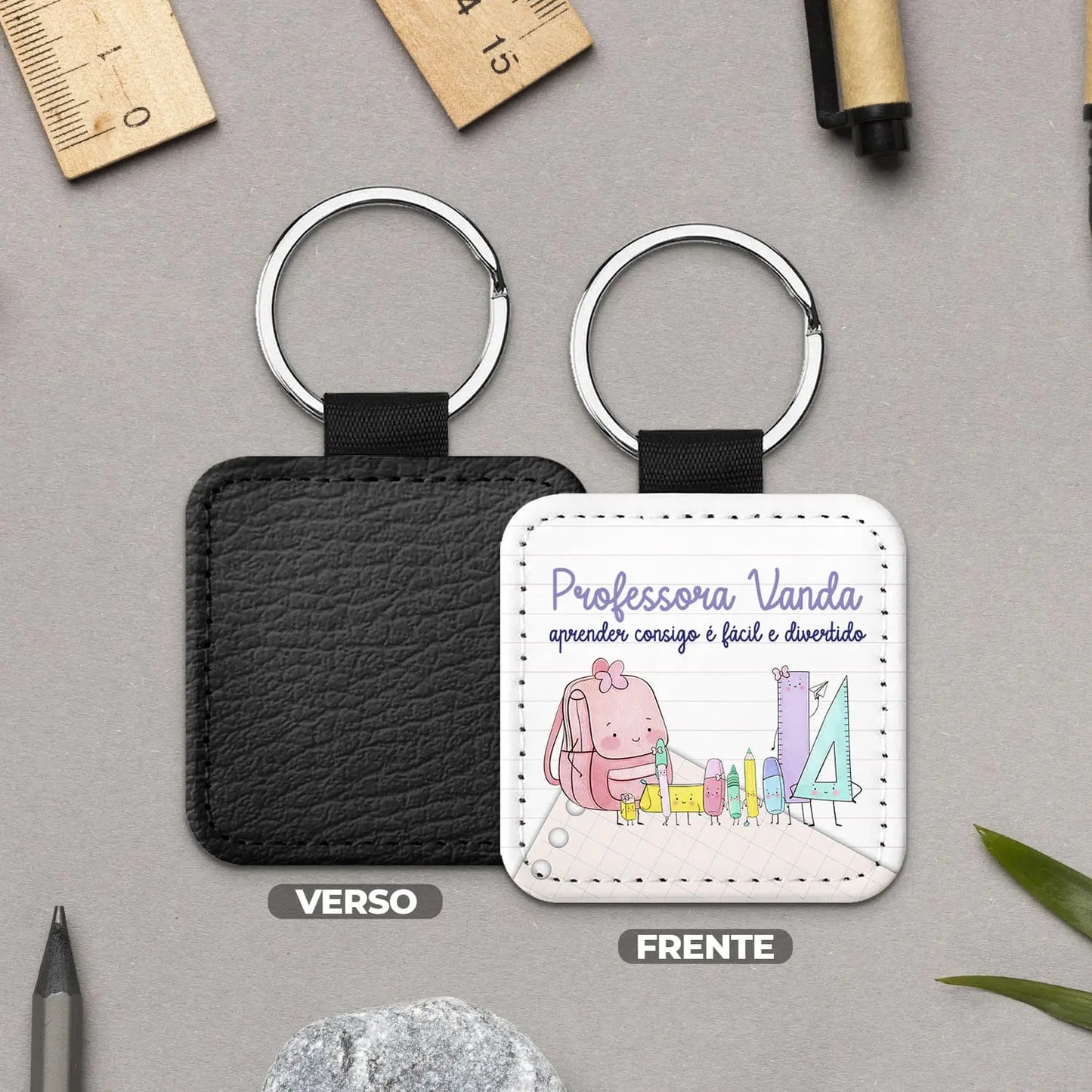 porta-chaves professora personalizado com nome