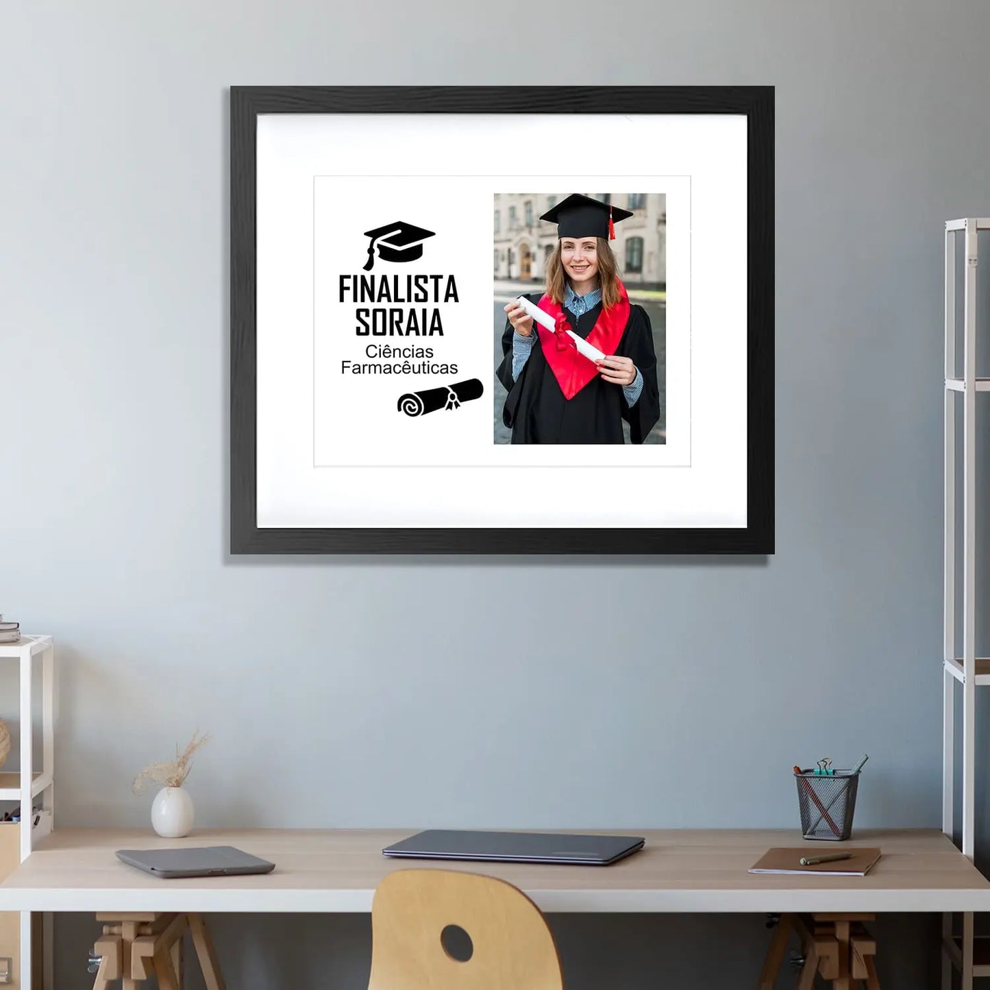 Quadro personalizado para finalista com nome, curso ou ano escolar e fotografia — 9.º e 12.º anos ou universidade.