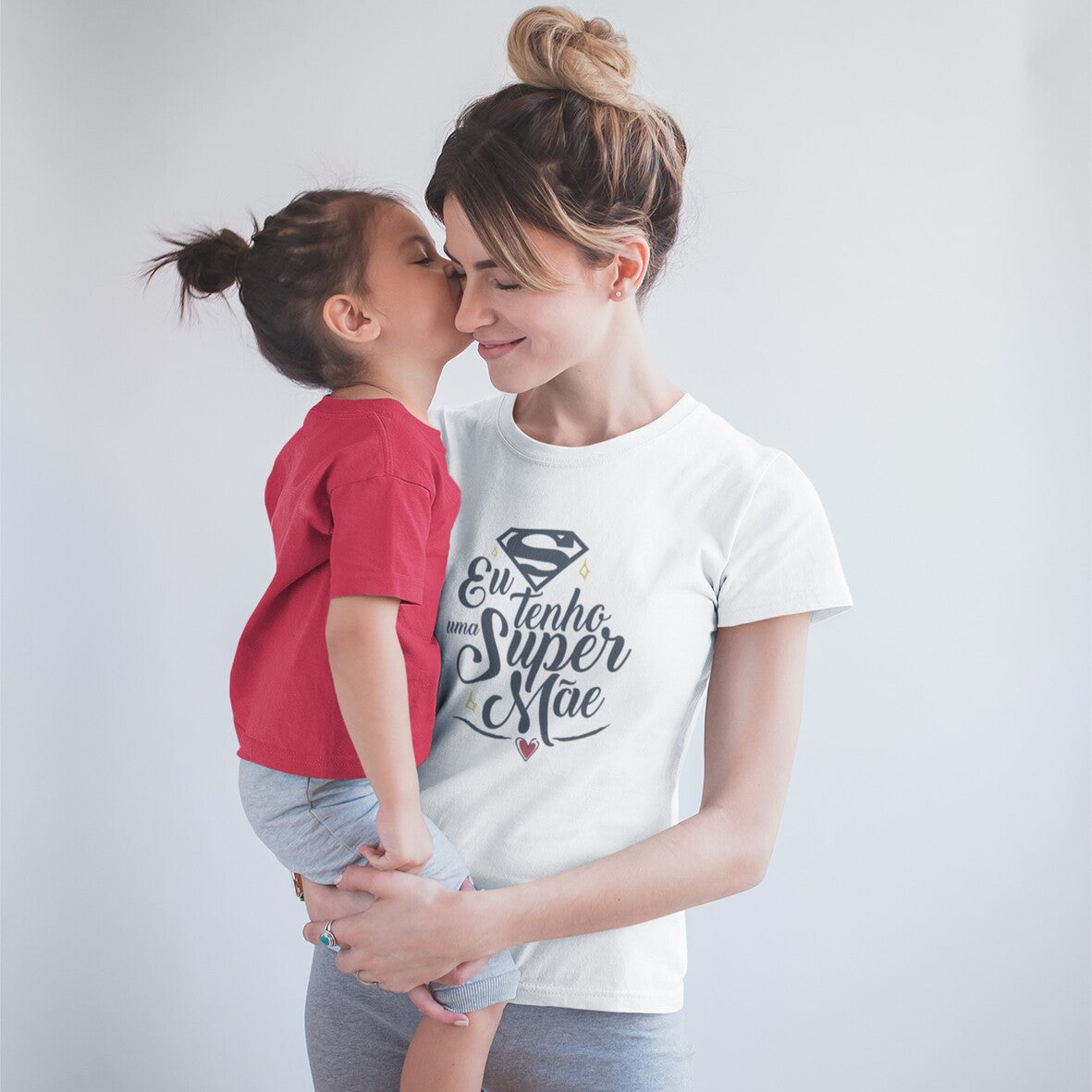 T-shirt "Eu tenho uma super mãe"
