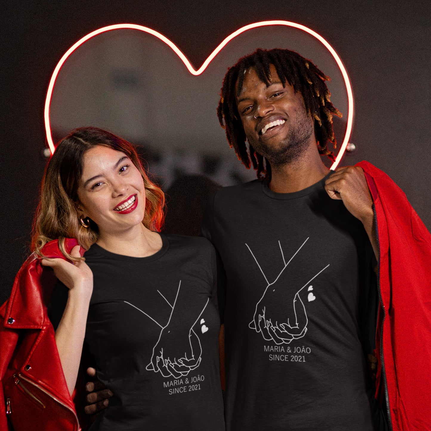 T-shirt "Mãos Entrelaçadas"