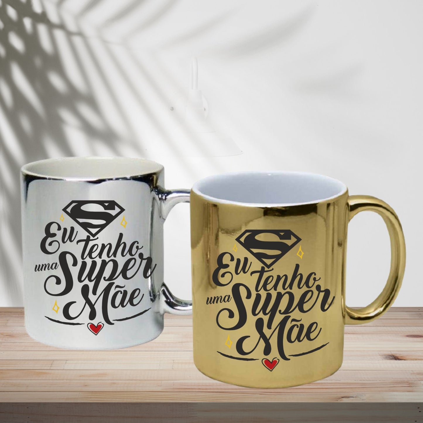 Caneca cromada "Eu tenho uma super mãe"