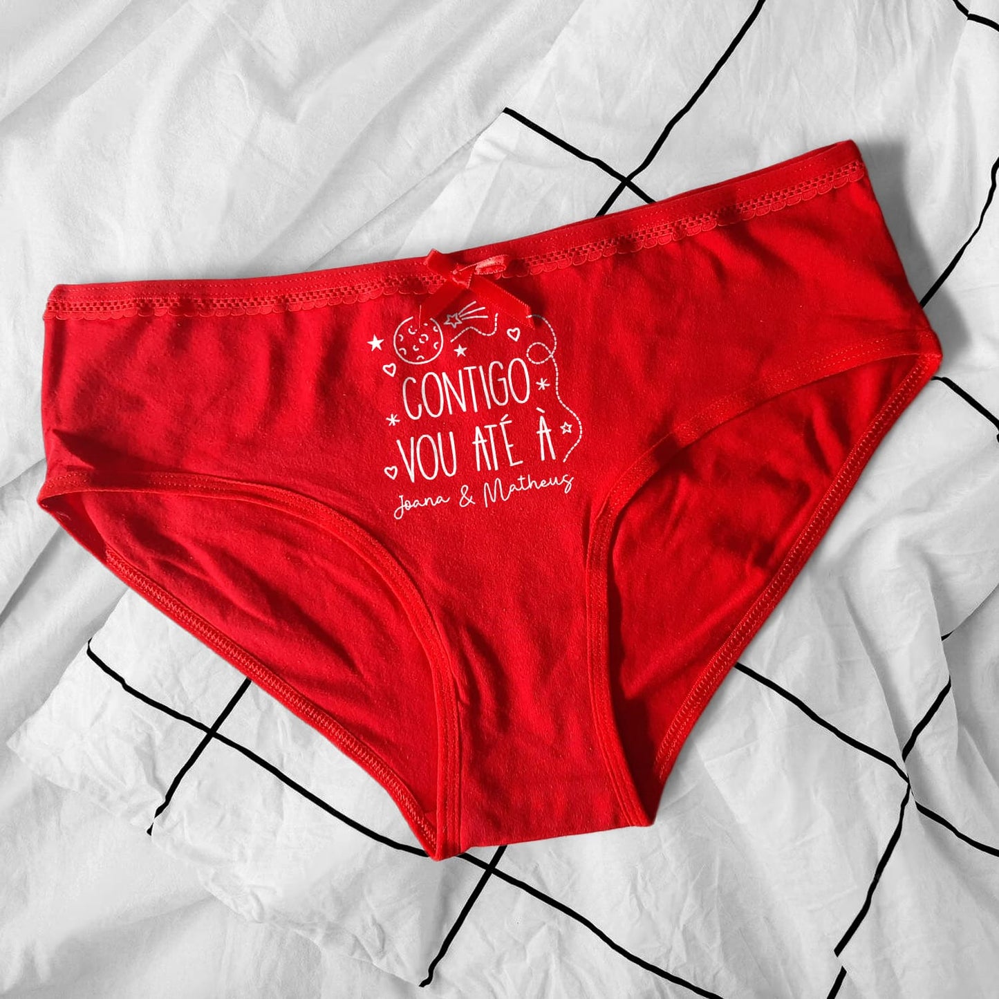 Cueca "Contigo vou até à lua"