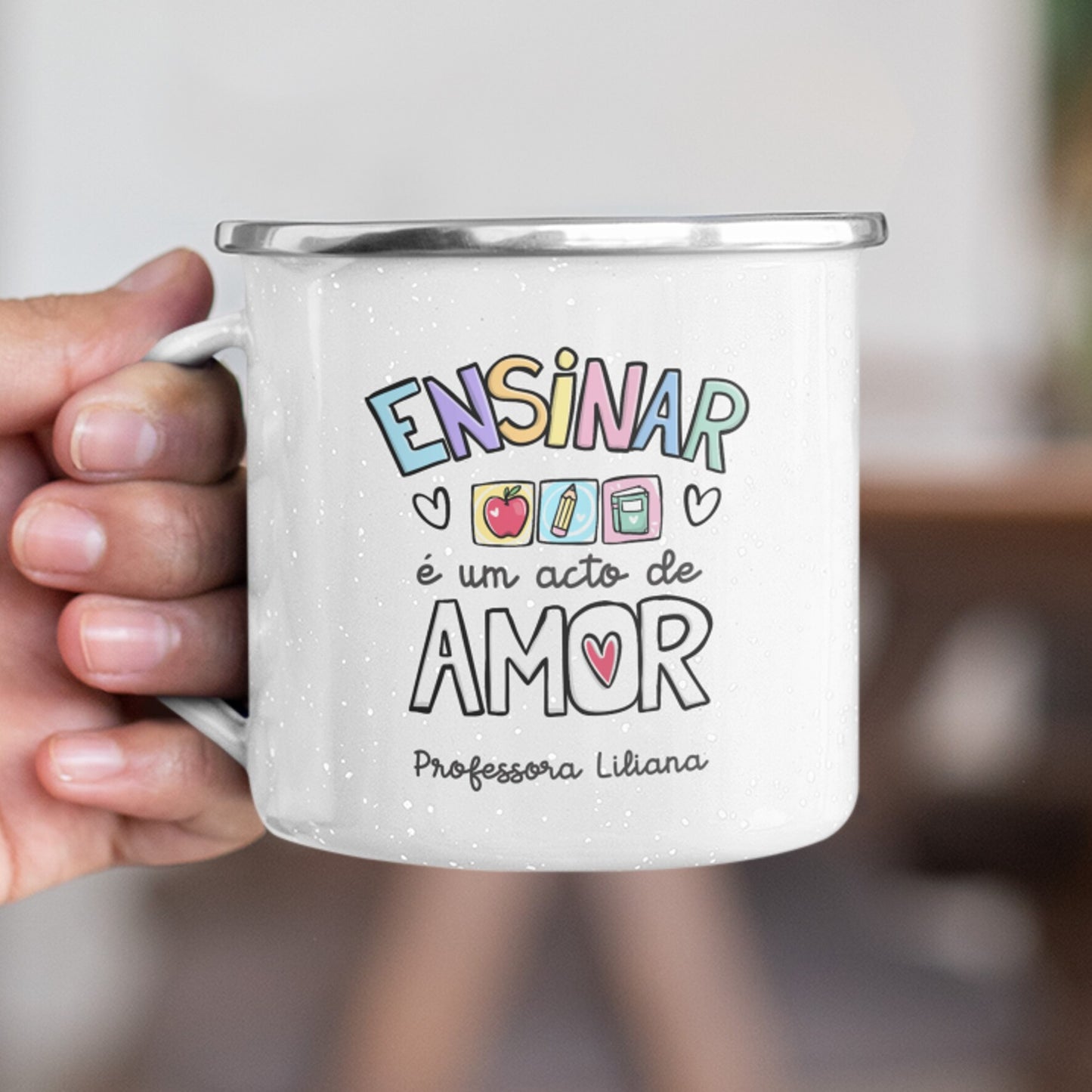 Caneca de Esmalte "Ensinar é um ato de amor"