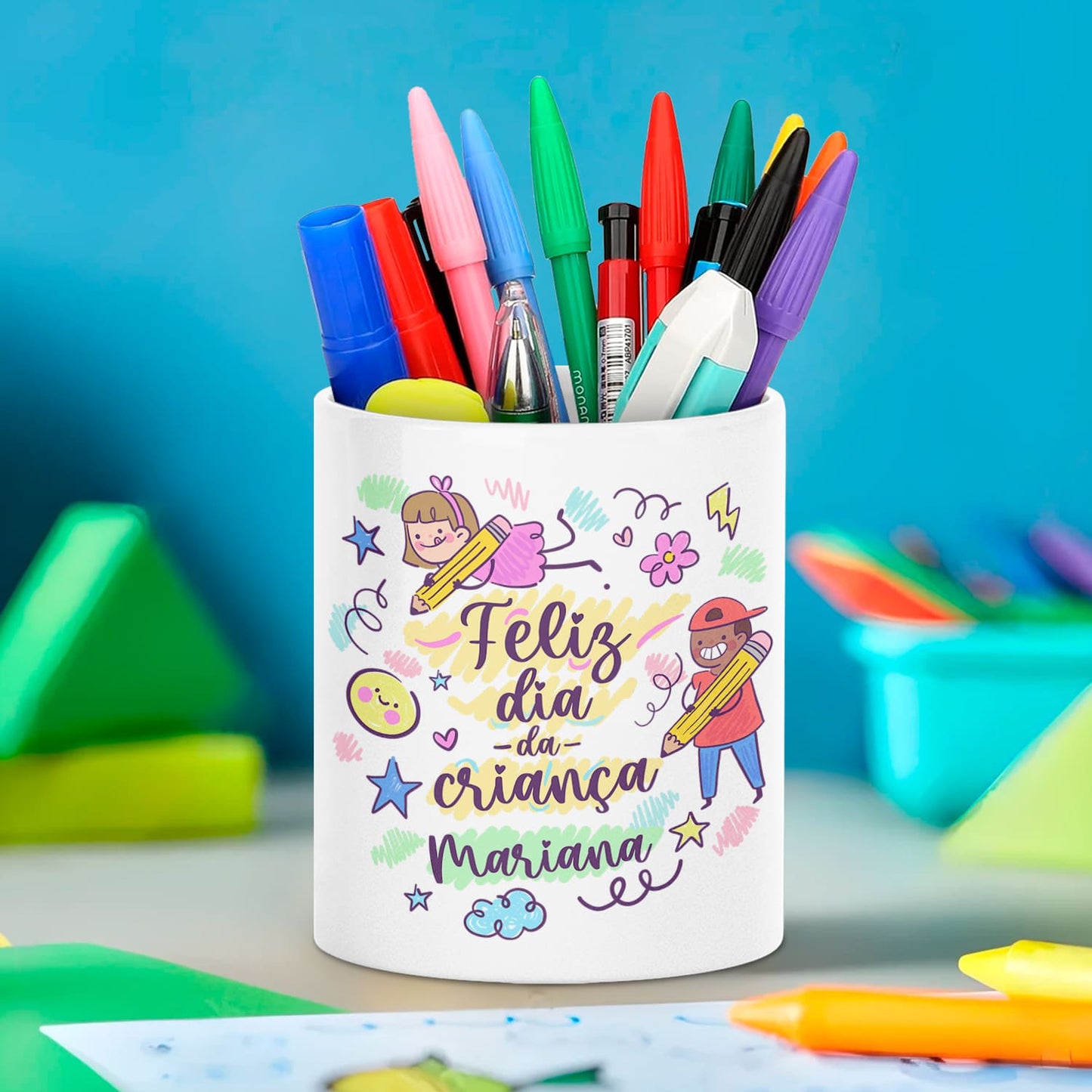 Porta-lápis "Feliz Dia da Criança"