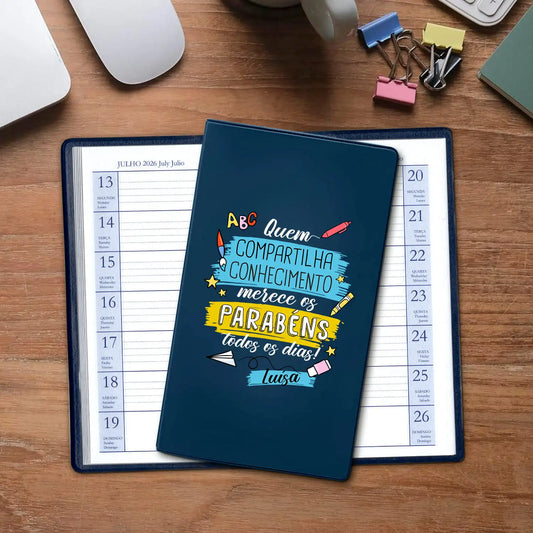 Agenda de bolso 2026 personalizada com nome. Capa em PVC, formato A6.