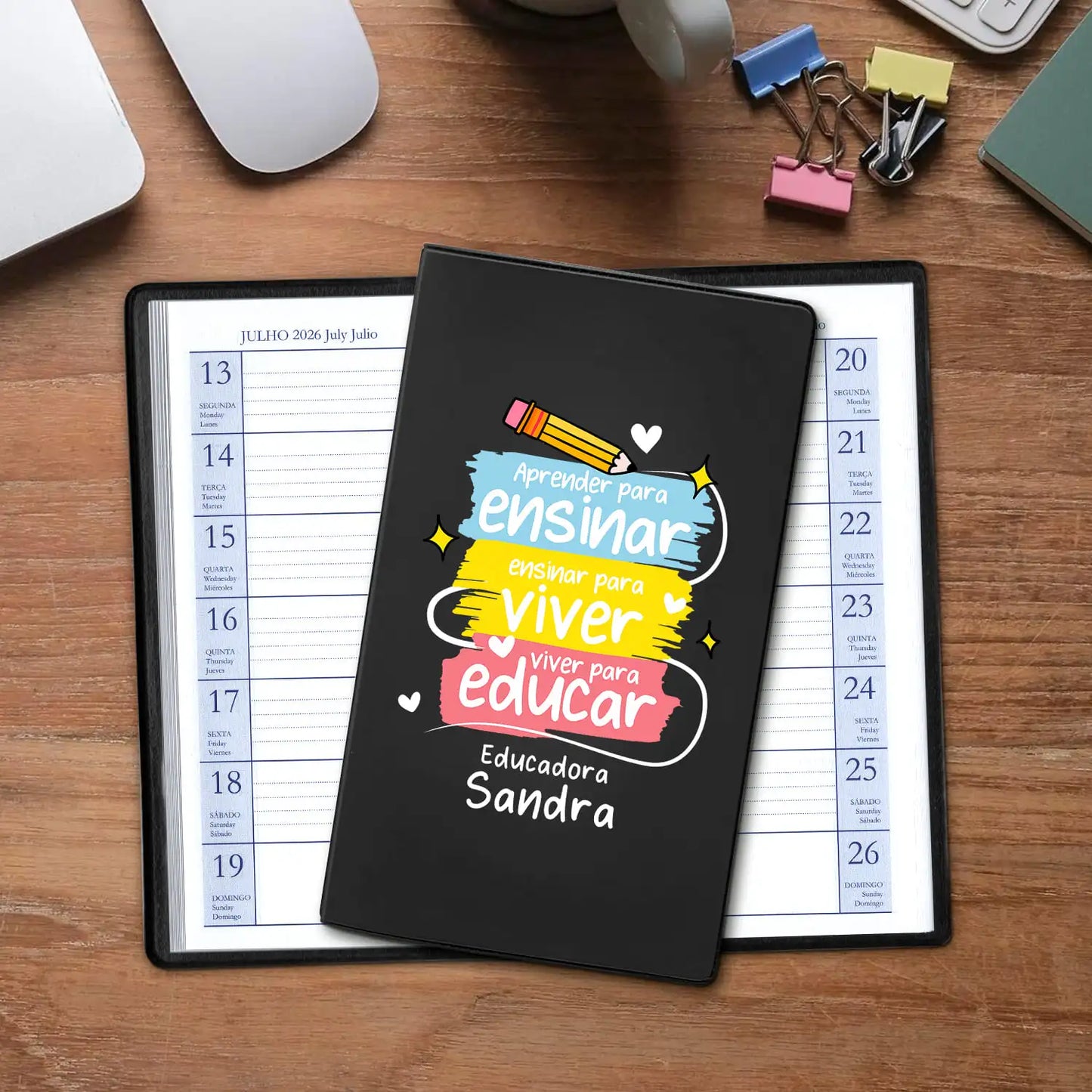 Agenda de bolso 2026 personalizada com profissão e nome. Capa em PVC, formato A6.