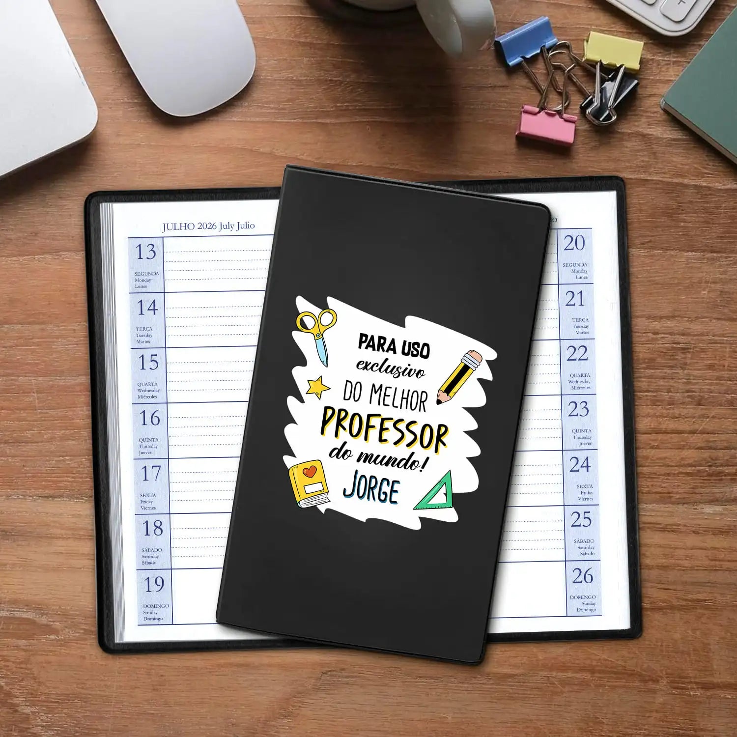 Agenda de bolso 2026 personalizada com profissão e nome. Capa em PVC, formato A6.