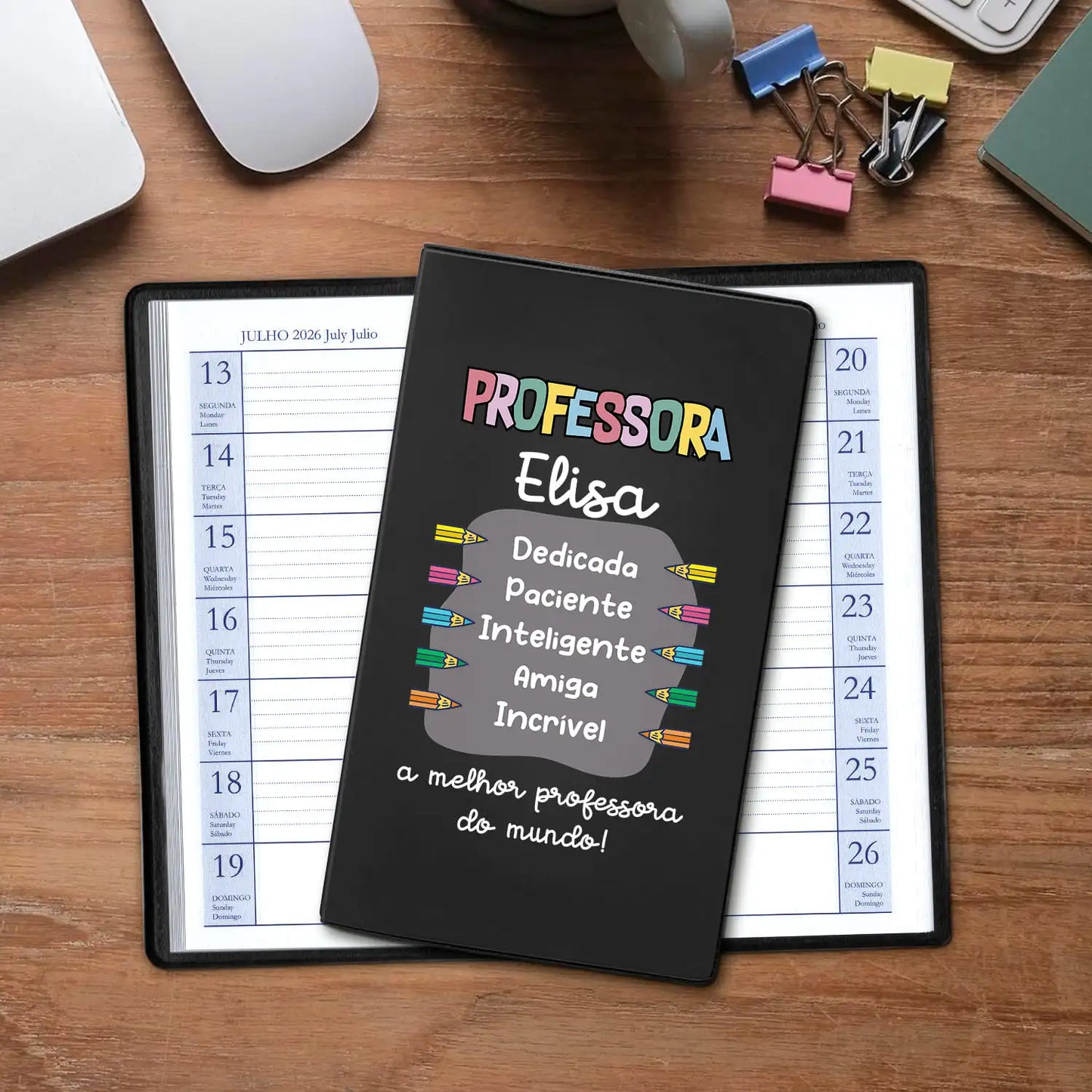 Agenda de bolso 2026 personalizada com nome. Capa em PVC, formato A6.