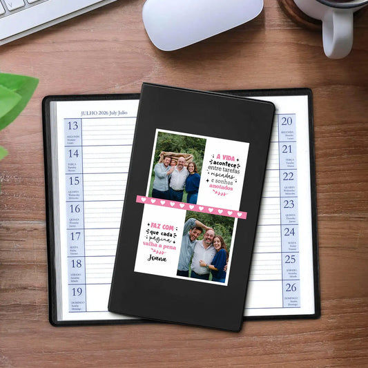 Agenda de bolso 2026 personalizada com  fotografias e nome. Capa em PVC, formato A6.