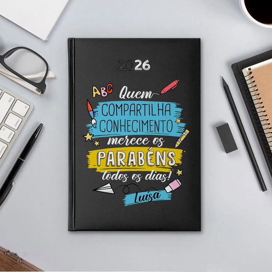 Agenda diária 2026 personalizada com nome. Capa rígida PU, formato A5.
