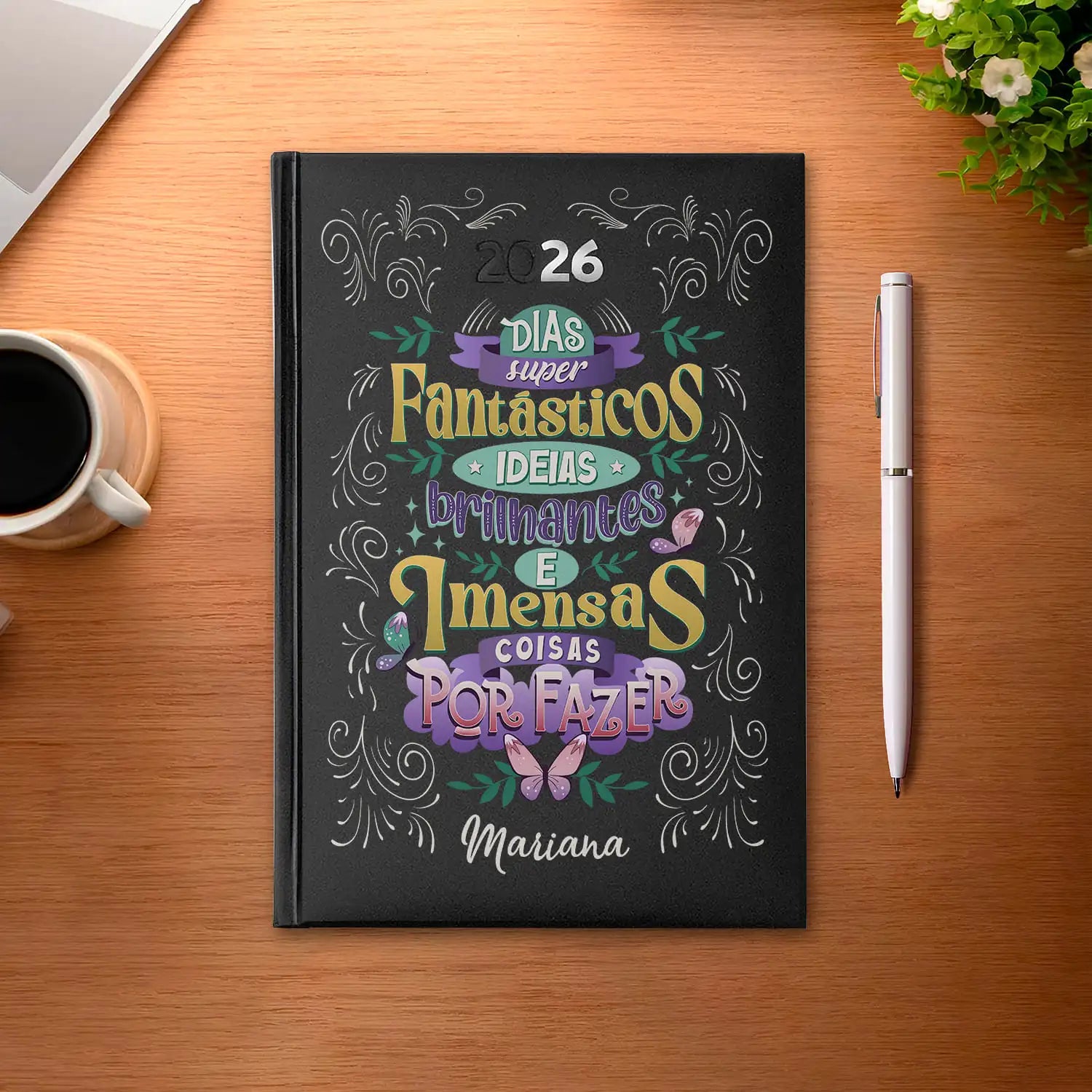 Agenda diária 2026 personalizada com nome. Capa rígida PU, formato A5.