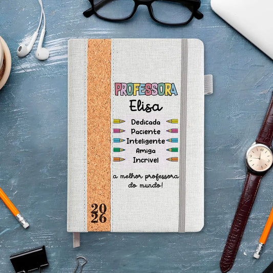 Agenda diária 2026 personalizada com nome. Capa em linho e cortiça, formato A5.