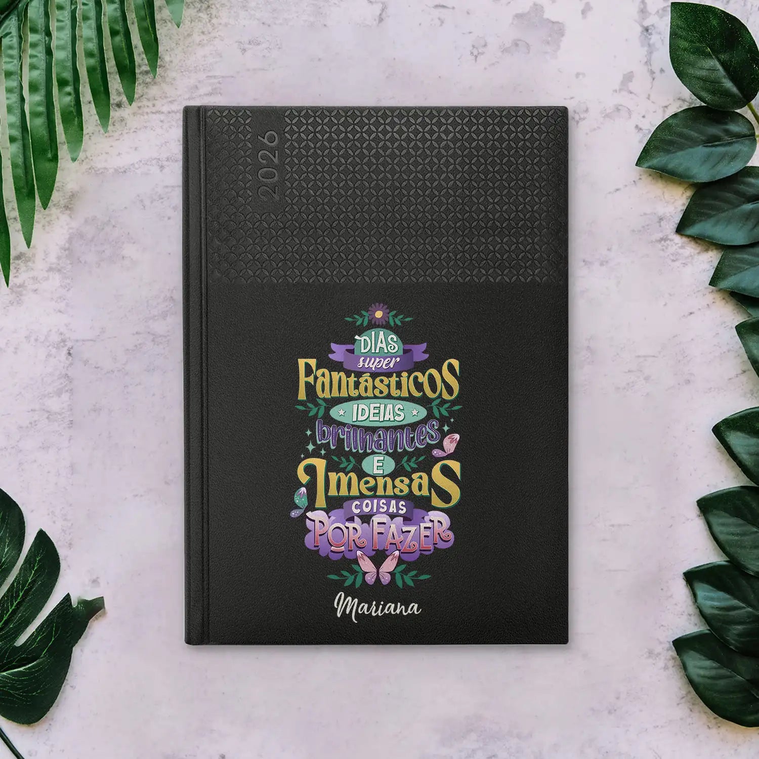 Agenda semanal 2026 personalizada com nome. Capa em PU, formato A5+.