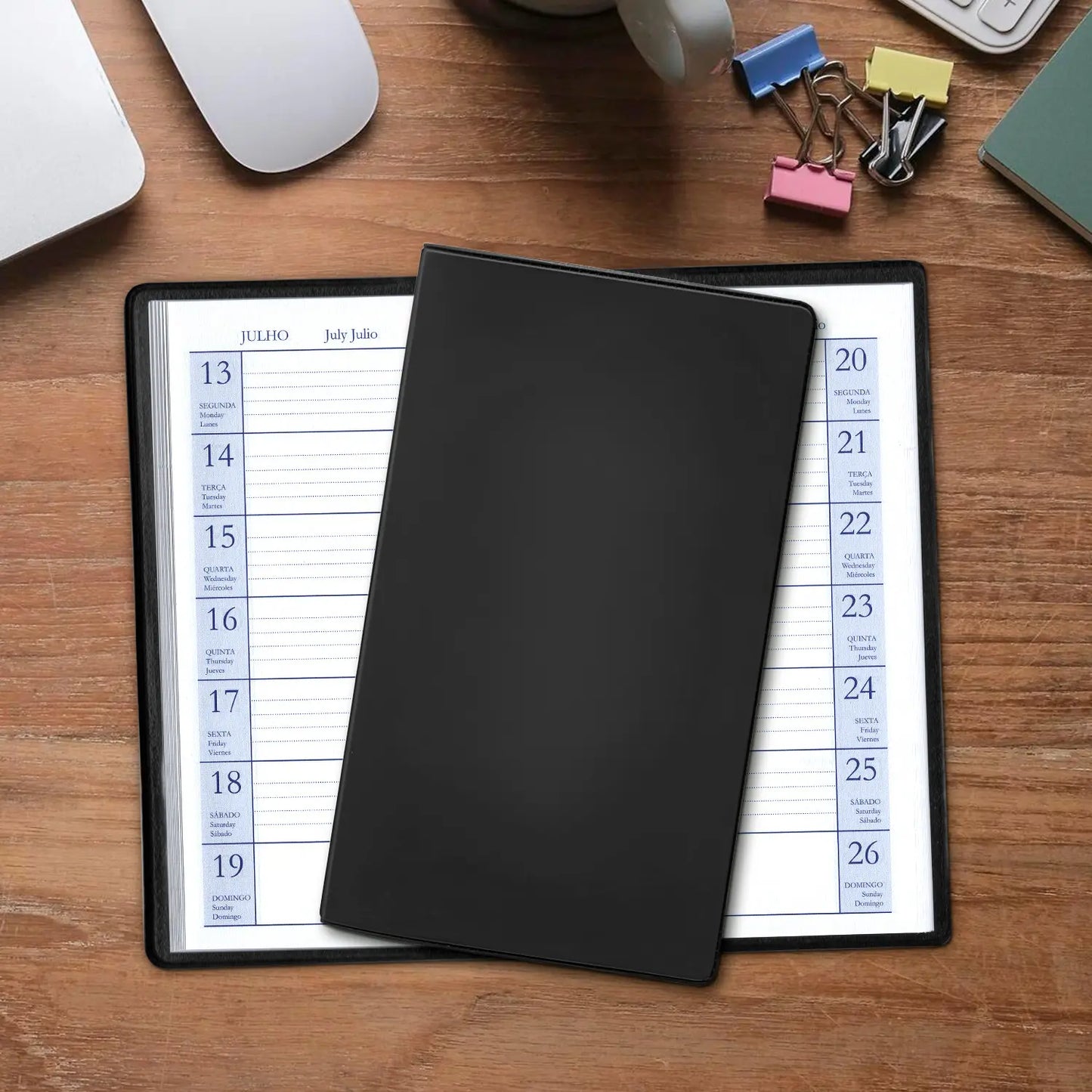 Agenda de bolso bissemanal 2027. Capa em PVC, formato A6.