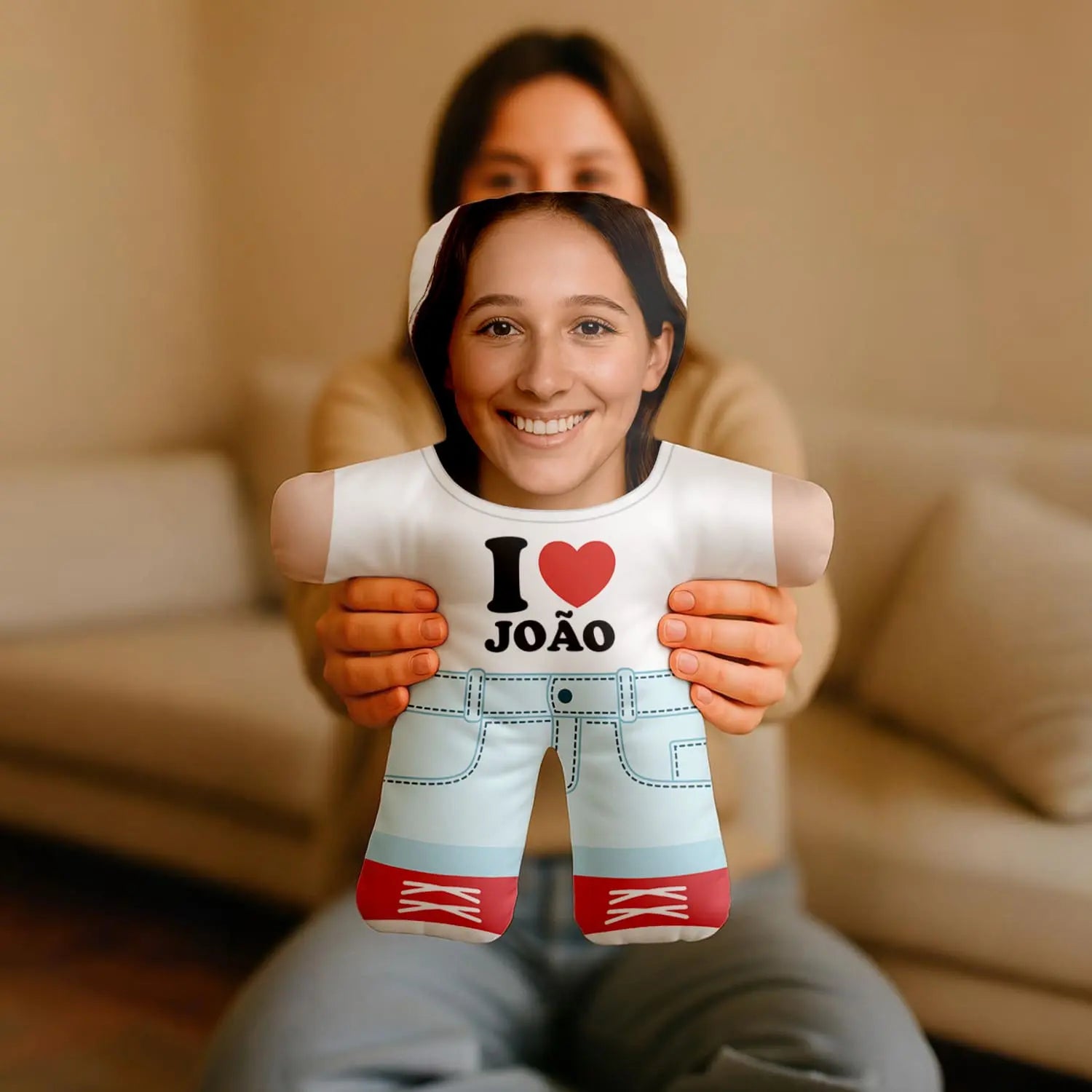 Almofada boneco personalizada MiniTu I LOVE com fotografia. 