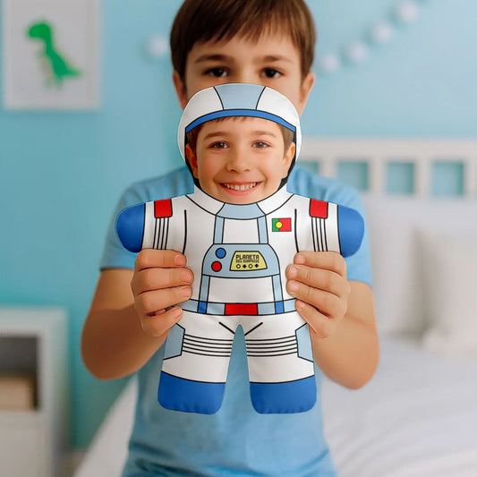 Almofada boneco personalizada MiniTu Astronauta com fotografia.