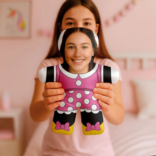 Almofada boneco personalizada MiniTu Fantasia Rosa com fotografia.