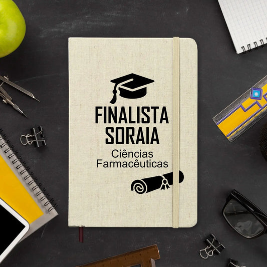 Bloco de notas personalizado para finalista com nome e curso ou ano escolar — 9.º e 12.º anos ou universidade. 