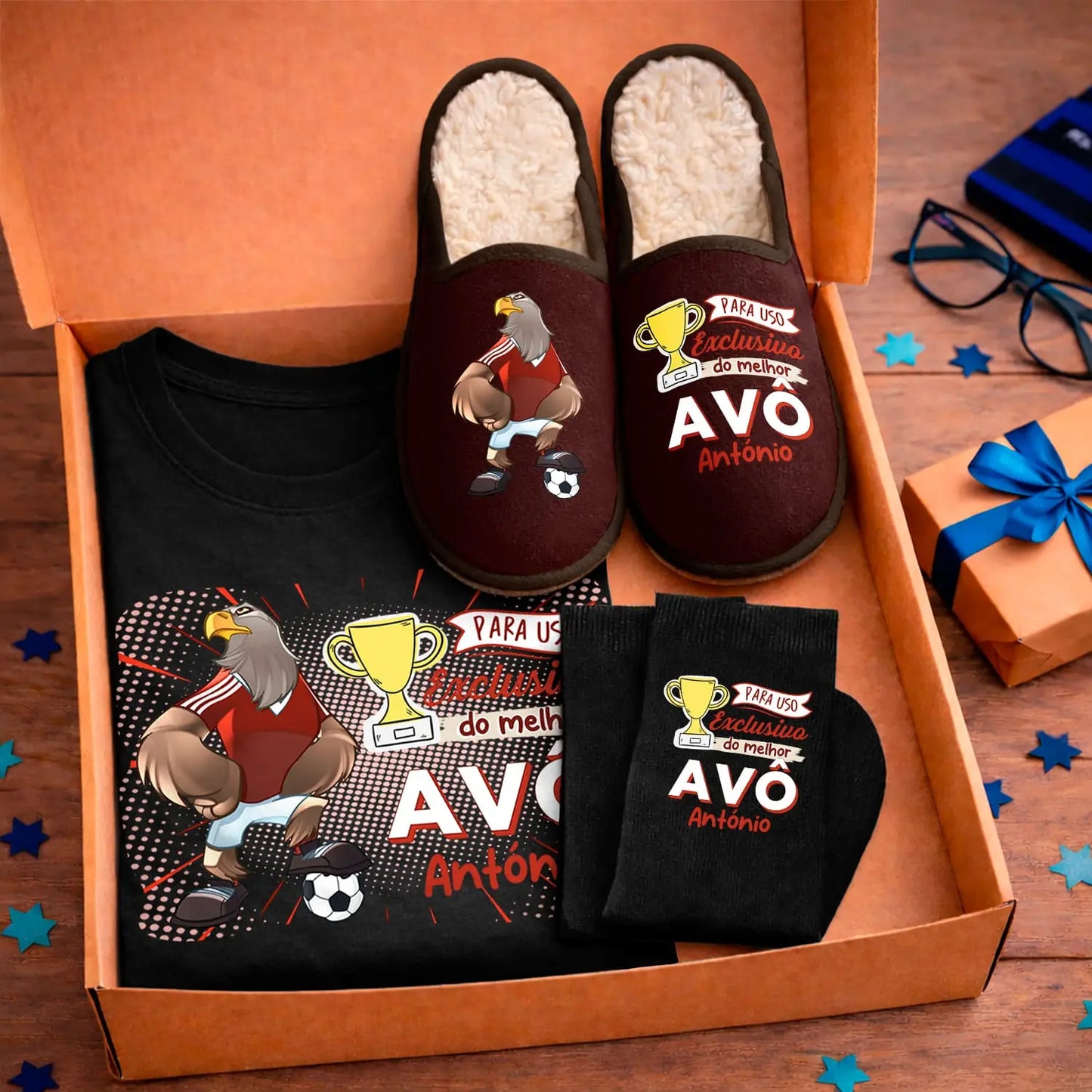 Box T-shirt + Chinelos + Meias "Futebol"
