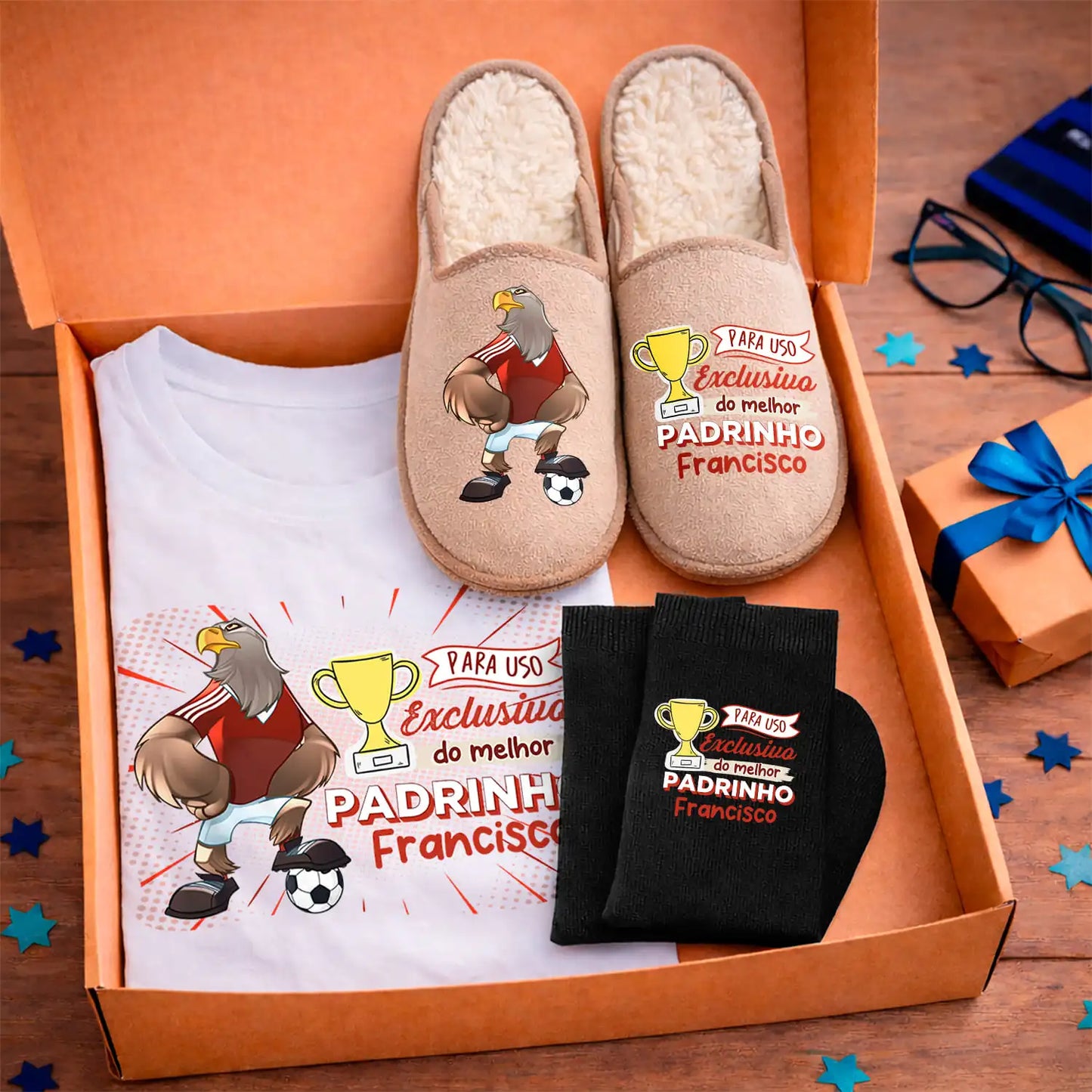 Box T-shirt + Chinelos + Meias "Futebol"