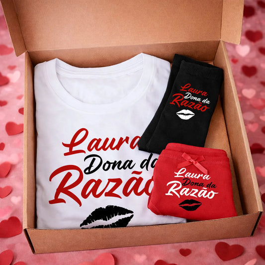 Box Dia dos Namorados personalizada com nome e composta por t-shirt branca, cuecas vermelhas e meias pretas.