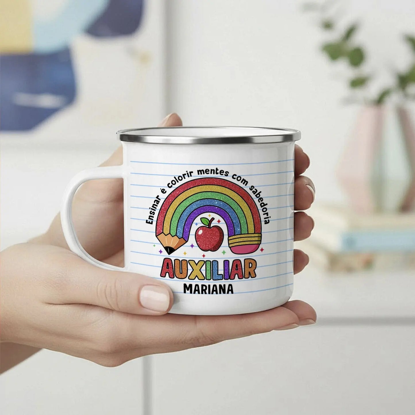caneca de esmalte auxiliar personalizada com nome