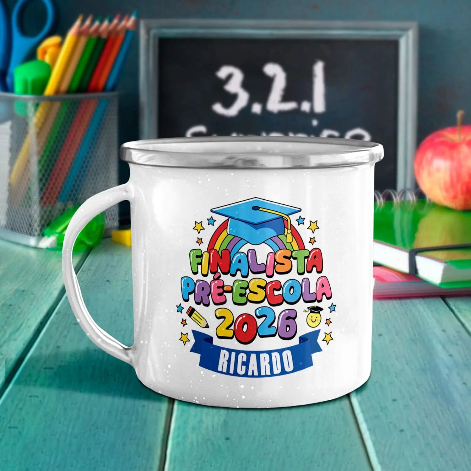 caneca de esmalte finalista personalizada com nome e ano
