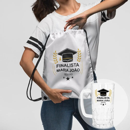 conjunto sacola e caneca para cerveja personalizado para finalista com nome e curso ou ano escolar 