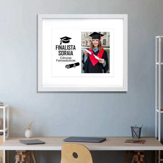 Quadro personalizado para finalista com nome, curso ou ano escolar e fotografia — 9.º e 12.º anos ou universidade. 