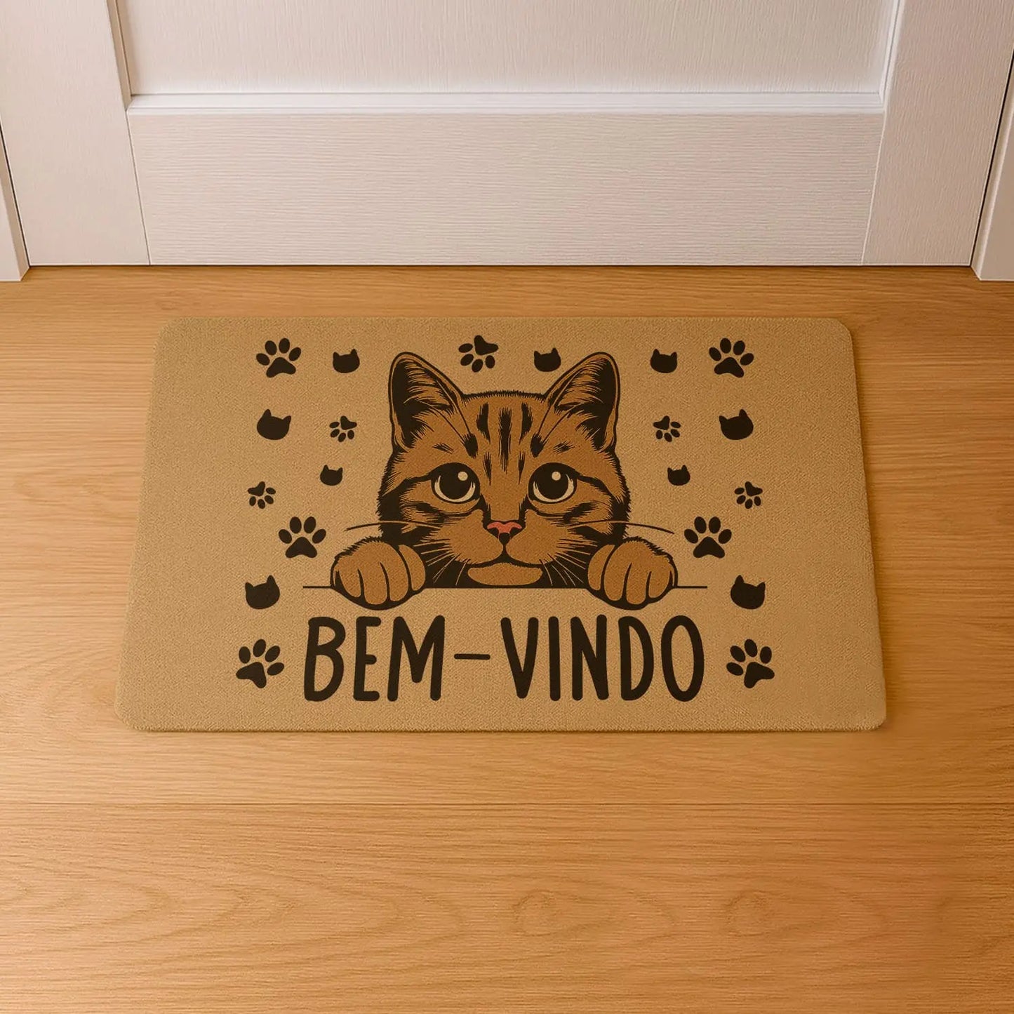 Tapete de entrada personalizado. Superfície de fibra sintética. Base de borracha preta antiderrapante. 40x60 cm.