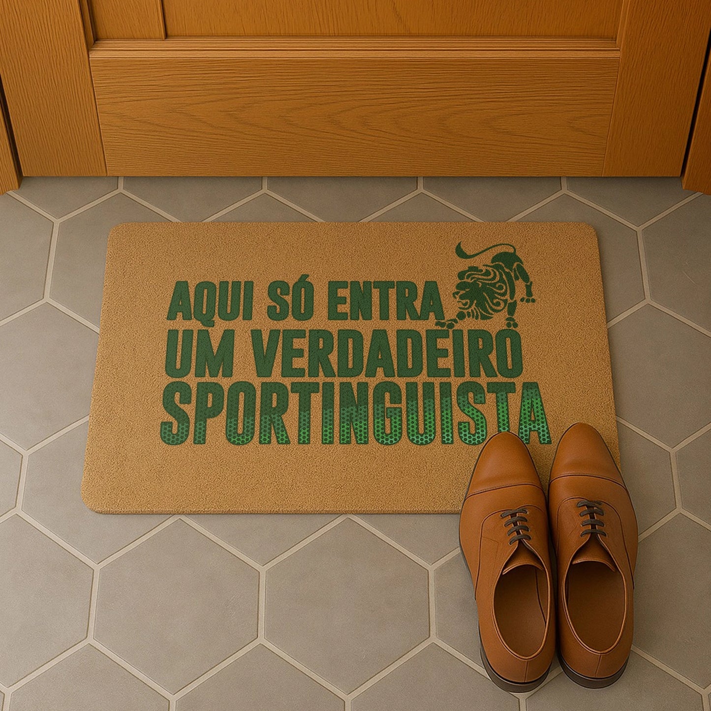 Tapete de entrada personalizado. Superfície de fibra sintética. Base de borracha preta antiderrapante. 40x60 cm.