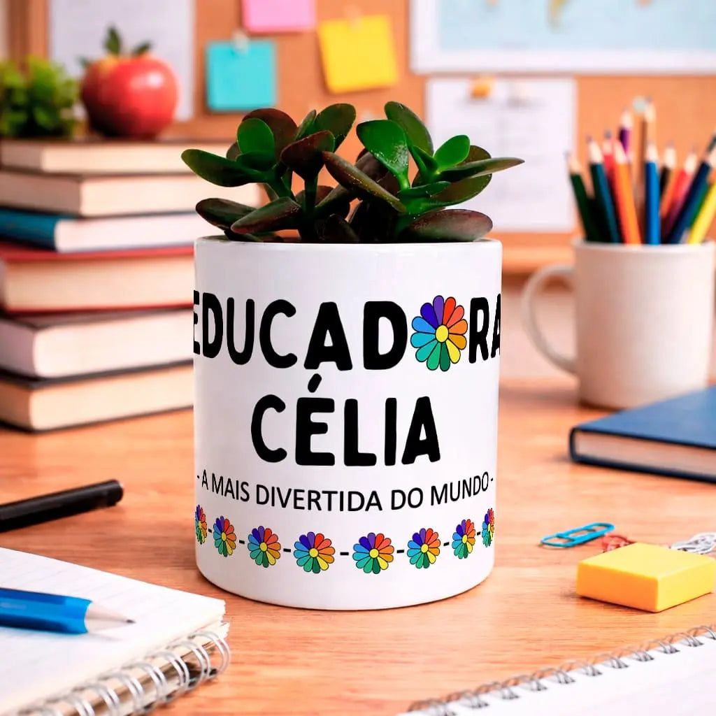vaso educadora personalizado com nome e frase